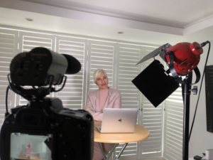 Liezel van der Westhuizen is an emcee, keynote speaker and television and radio presenter who now also works as a burnout business coach helping leaders and teams build mental fitness and sustainable high performance.